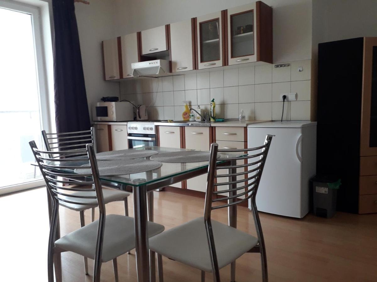 Peskova, Byt O 2 Pokojich S Terasou Olomouc Extérieur photo