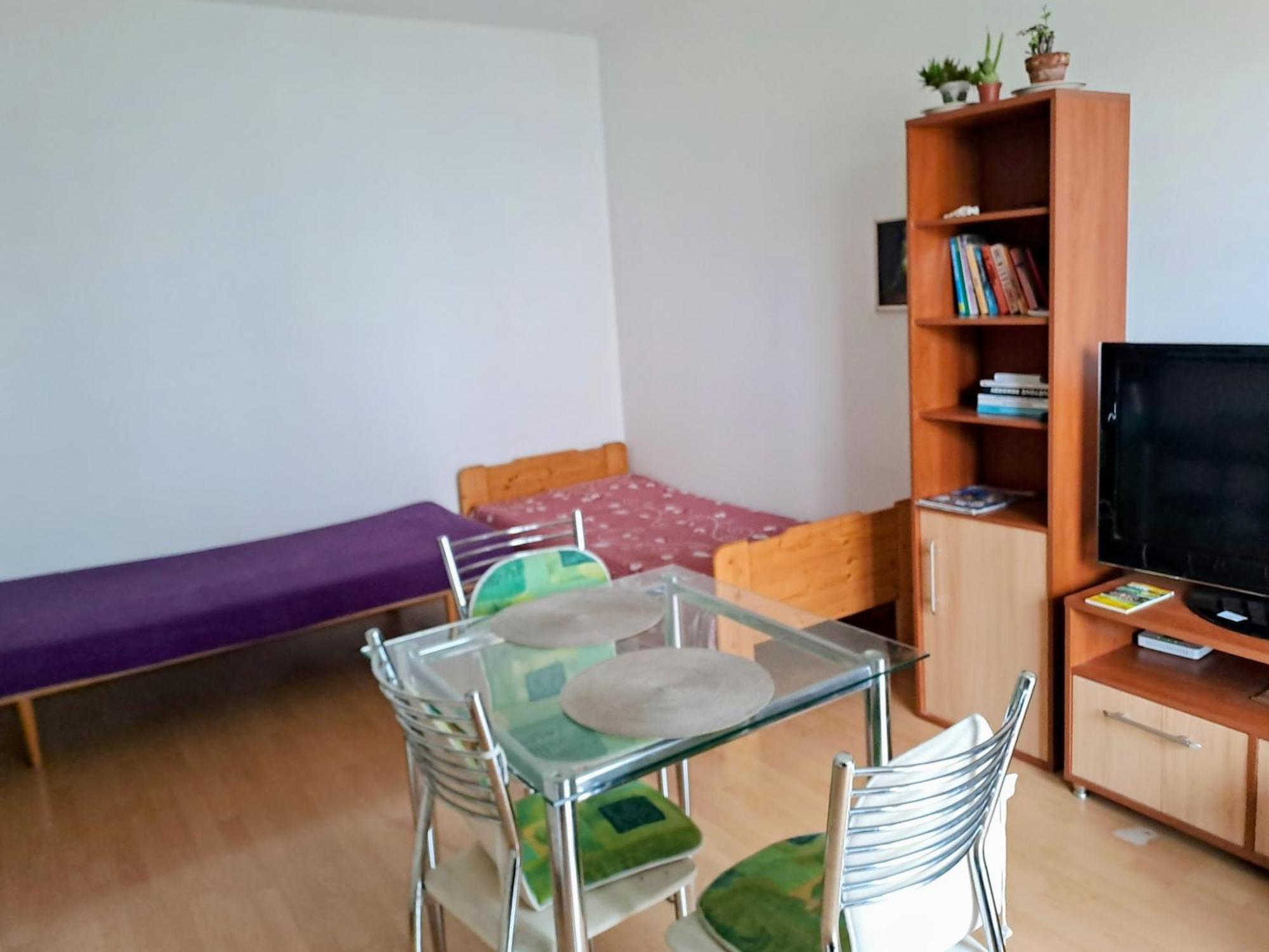 Peskova, Byt O 2 Pokojich S Terasou Olomouc Extérieur photo